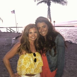 Meet your Posher, Claire